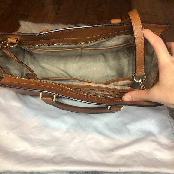 Michael Kors satchel - Picture 3 of 4